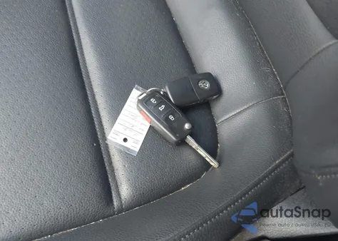 2017 Volkswagen Jetta 1.4T Se from USA, damaged, VIN 3VWDB7AJXHM201714